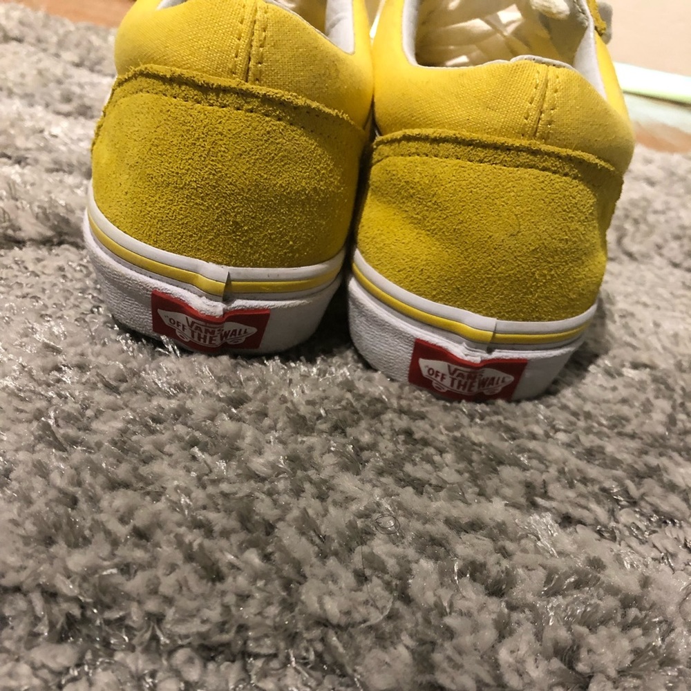 *BRAND NEW* yellow vans